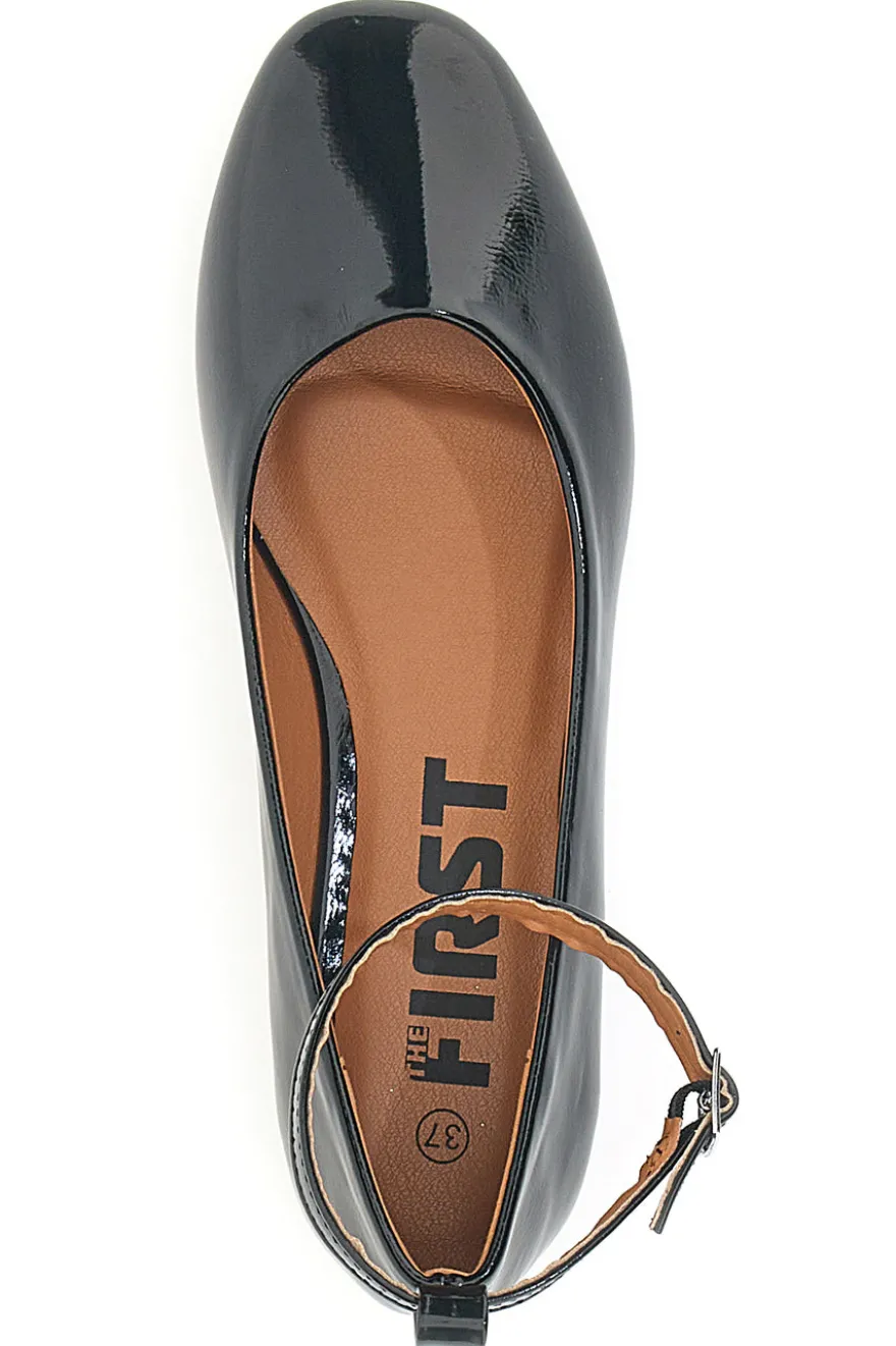 Ballerine Nere Effetto Vernice con Cinturino e Tacco Comodo THE FIRST IDE1075