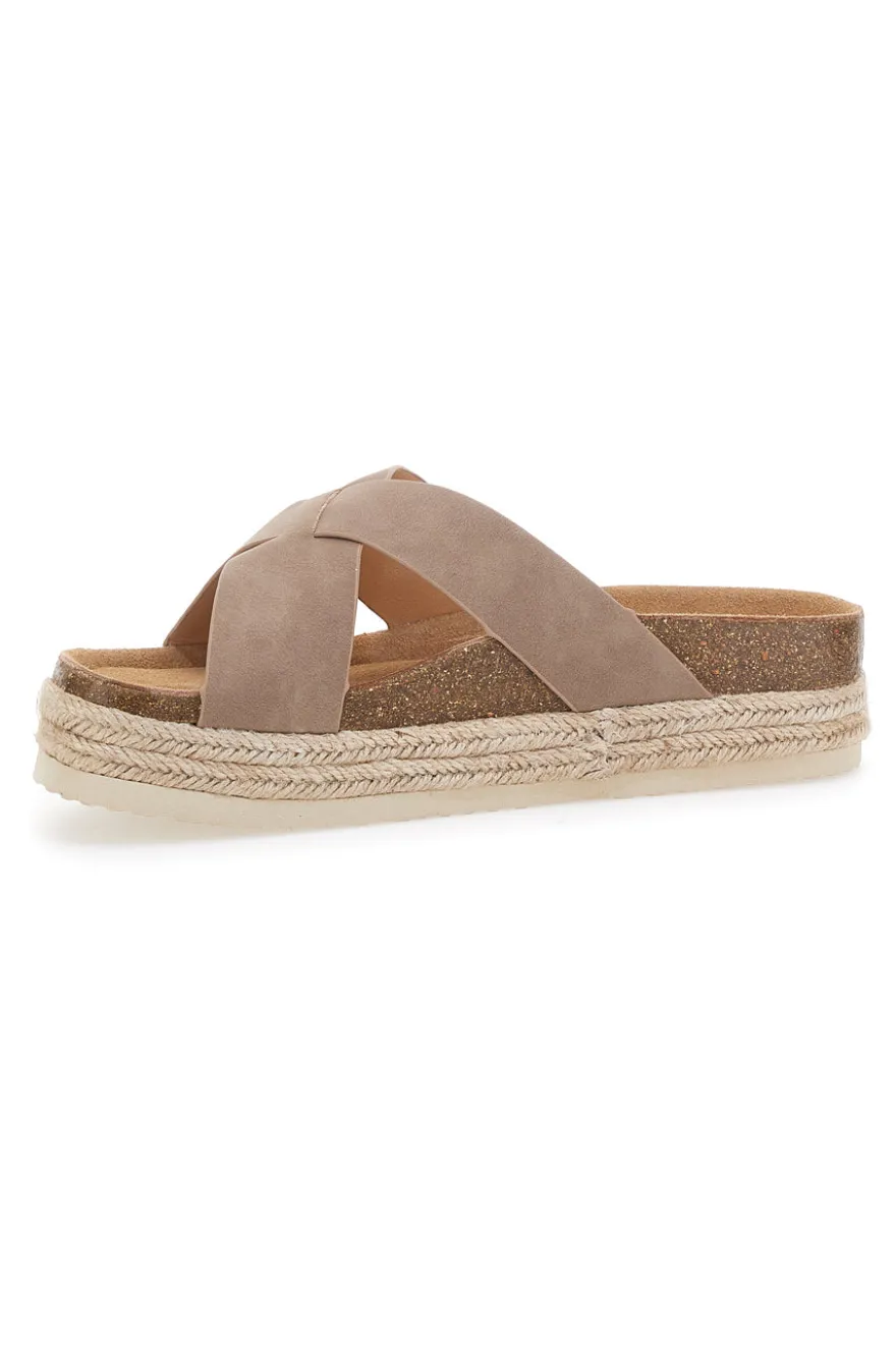 Beige Hausschuhe mit gekreuzten Riemen und Ledersohle Superga S11Y281
