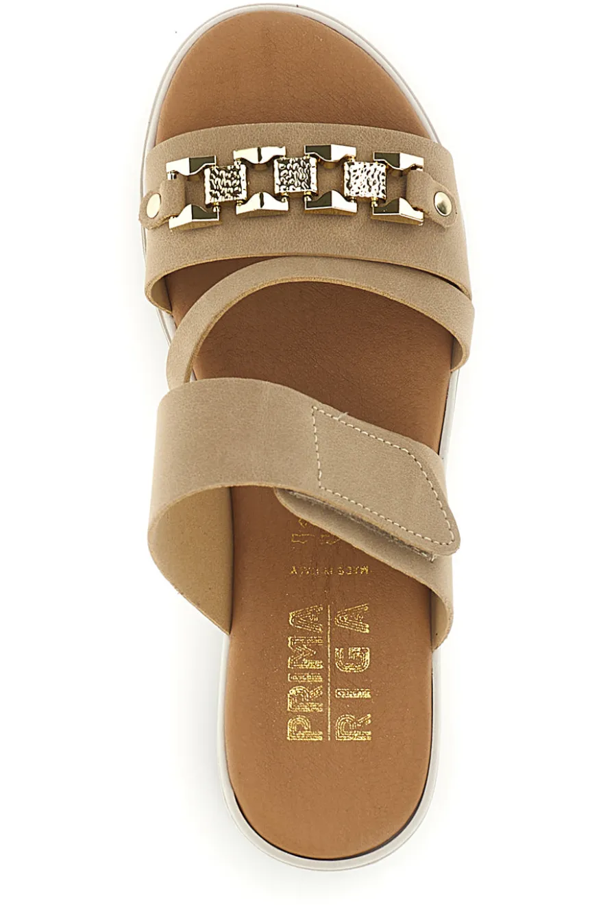 Beige Hausschuhe mit Hufeisen und verstellbarem Riemen Prima riga B315