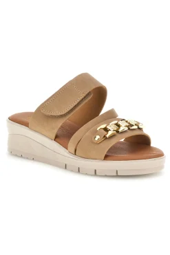 Beige Hausschuhe mit Hufeisen und verstellbarem Riemen Prima riga B315