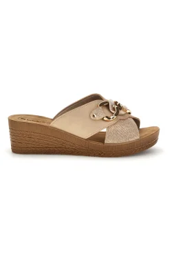 Beige Hausschuhe mit Keil und anatomischem Fußbett Inblu 16 GO