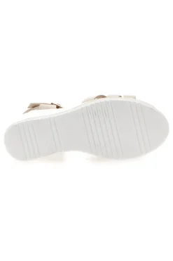 Beige Keilsandalen mit Riemen und glänzenden Details Energy E483