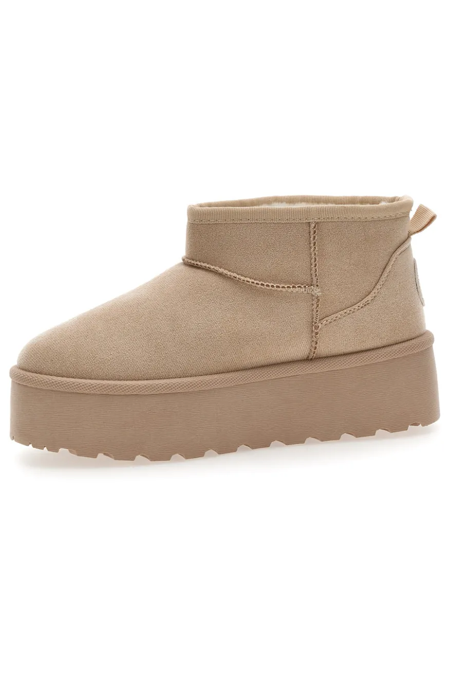 Beige Slipper-Stiefeletten mit Plateau und warmem Futter PITTARELLO LOVE PK1497D