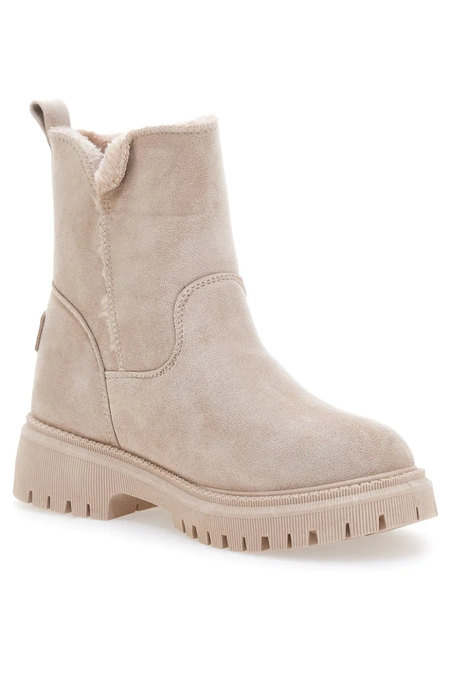 Beige Stiefeletten mit seitlichem Reißverschluss und Fellfutter Carrera CAW759106363