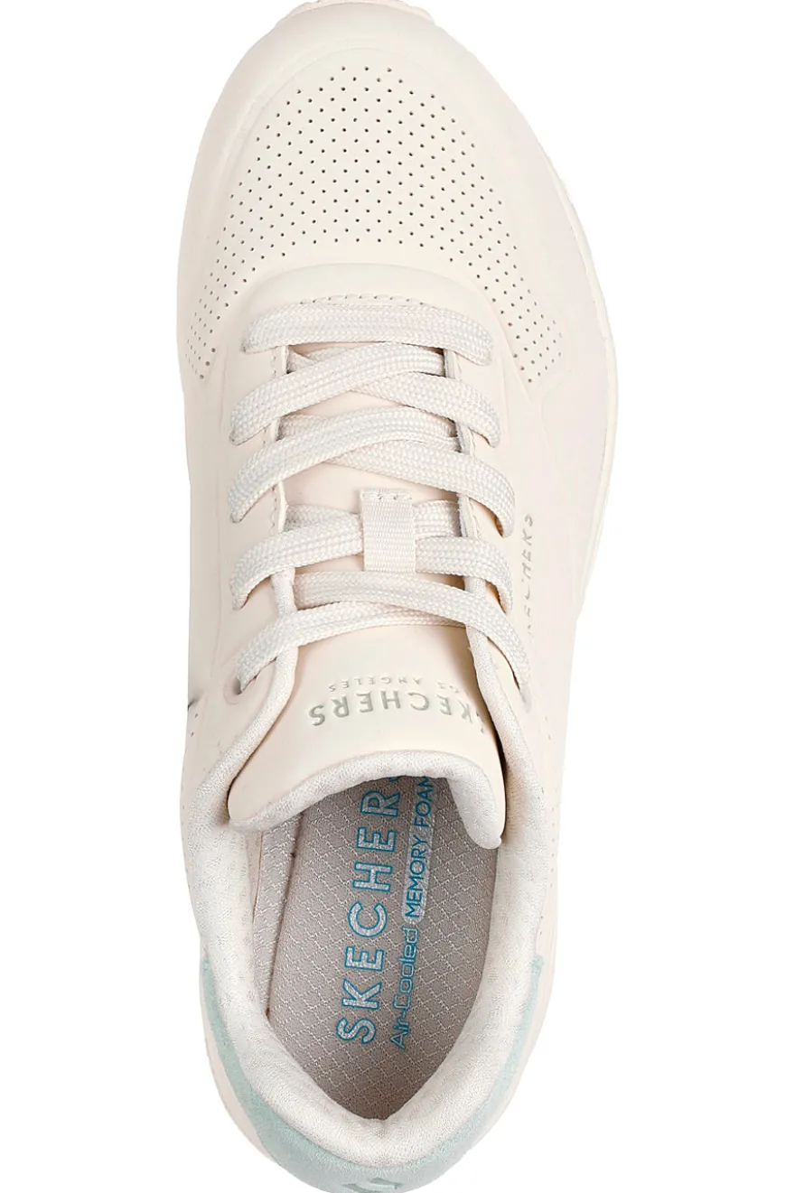 Beige Turnschuhe mit salbeigrünen Einsätzen und Skech-Air Skechers Uno Pop Back