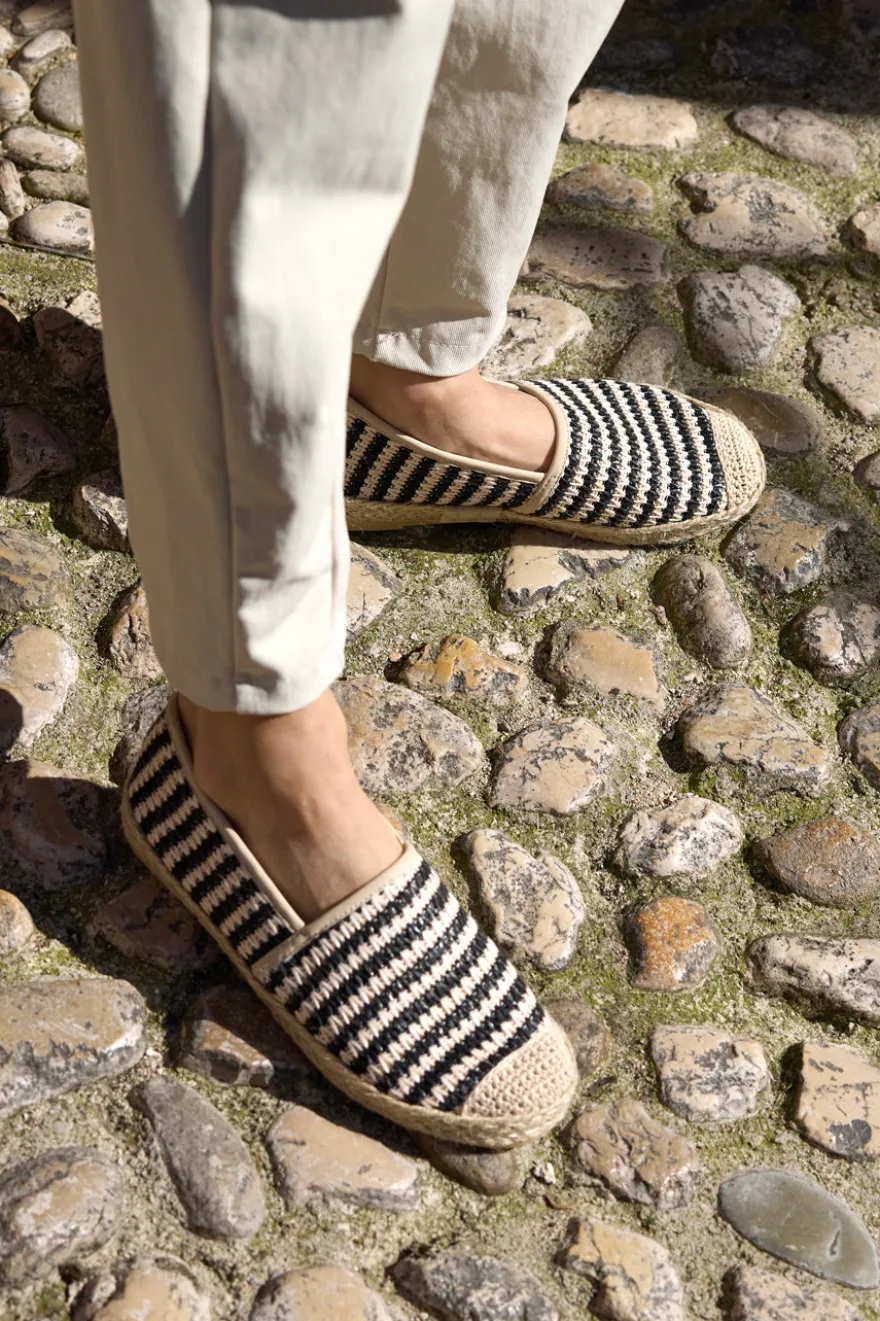 Beige und schwarz gestreifte Stoff Espadrilles Prima riga p687