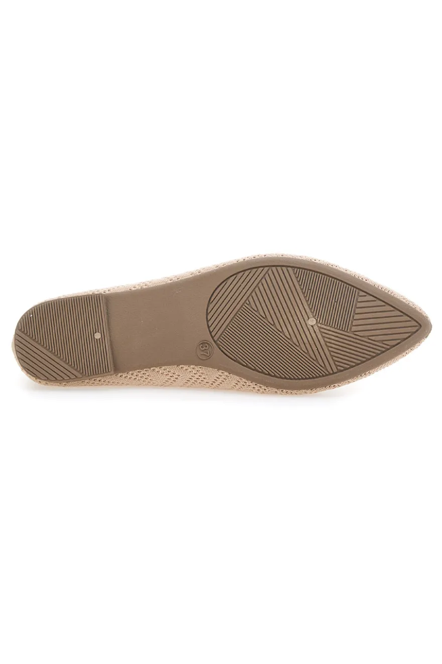 Beigefarbene Ballerinas aus Stoff mit weicher Innensohle The First PRE1