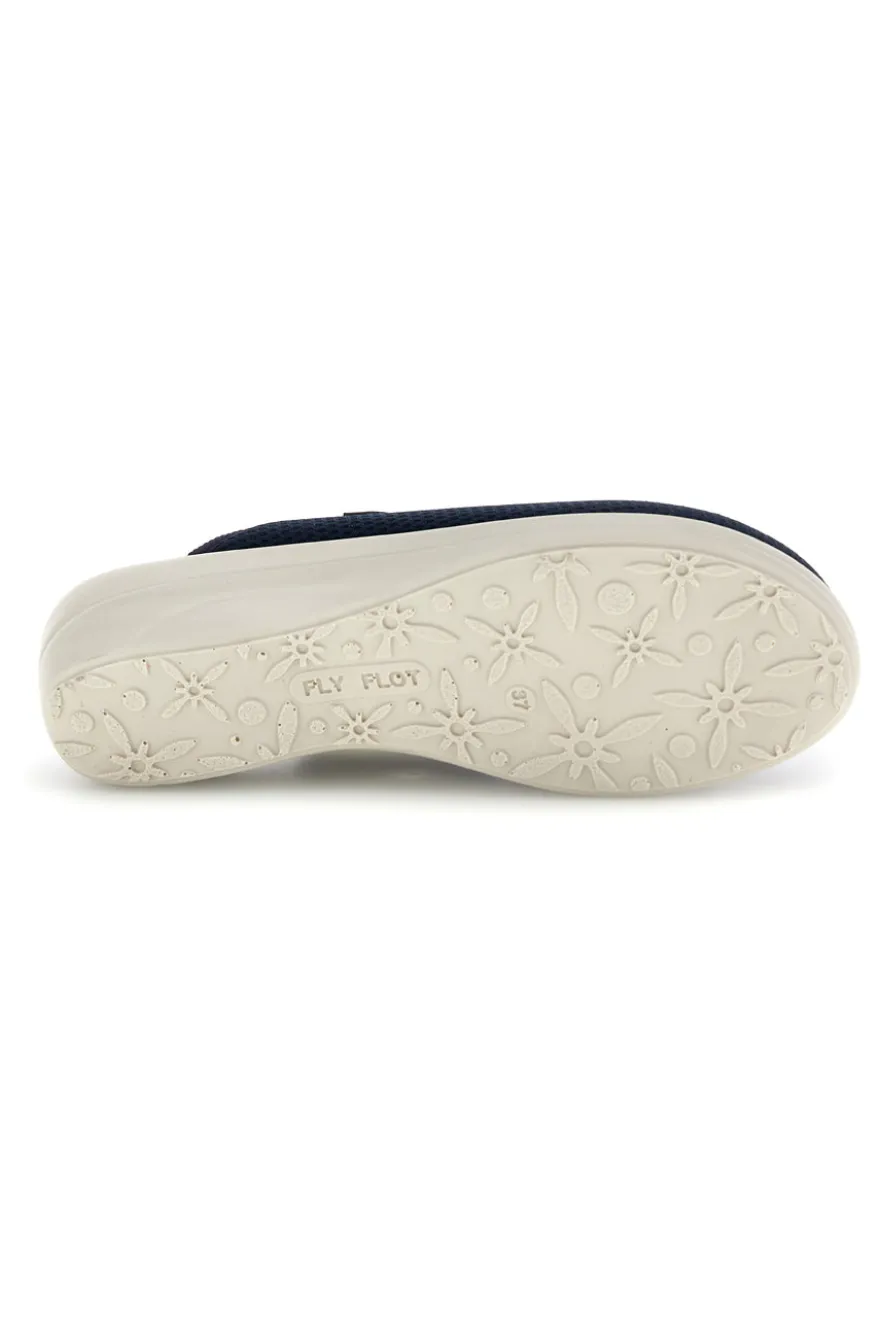 Blaue Hausschuhe mit rutschfester Innensohle aus echtem Leder Fly Flot 90T40368FE