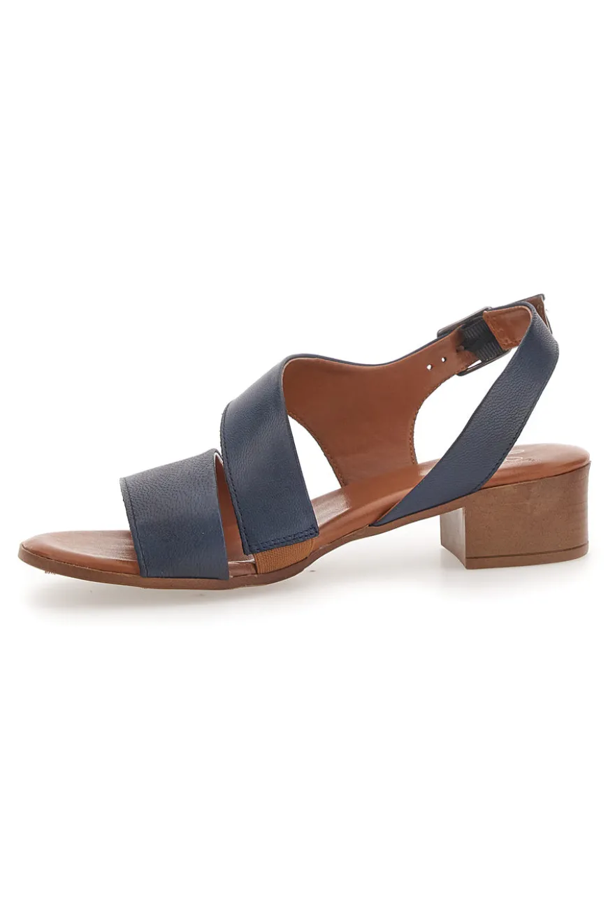 Blaue Sandalen mit niedrigem Absatz und Obermaterial aus Leder PITTARELLO LOOK 243080
