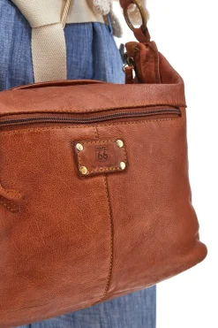 Borsa A Spalla Marrone in Vera Pelle con Tasca Frontale ROUTE 66 61906