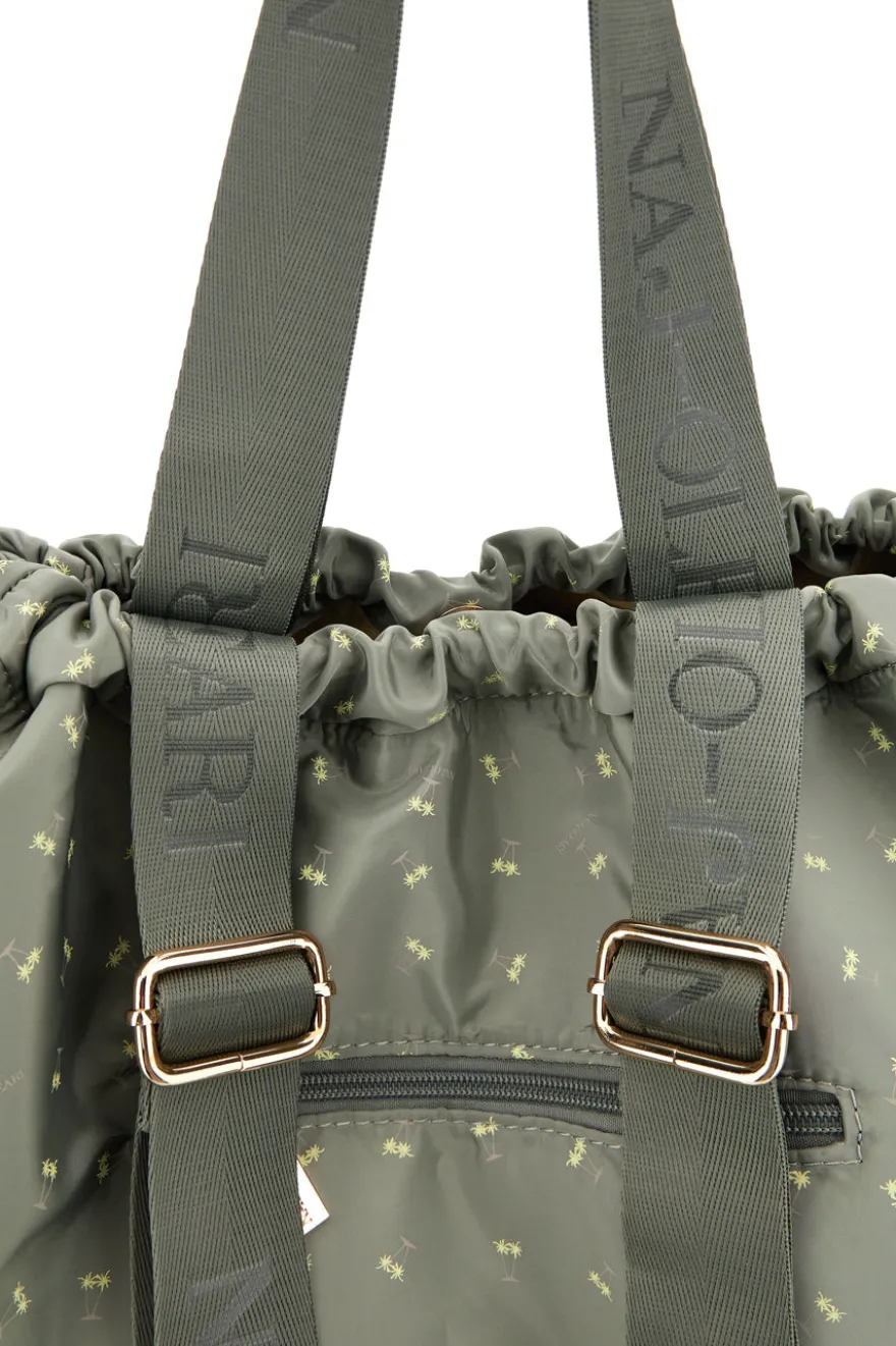 Borsa mare verde fantasia trasformabile in zaino Naj-oleari 61988/MIAP2