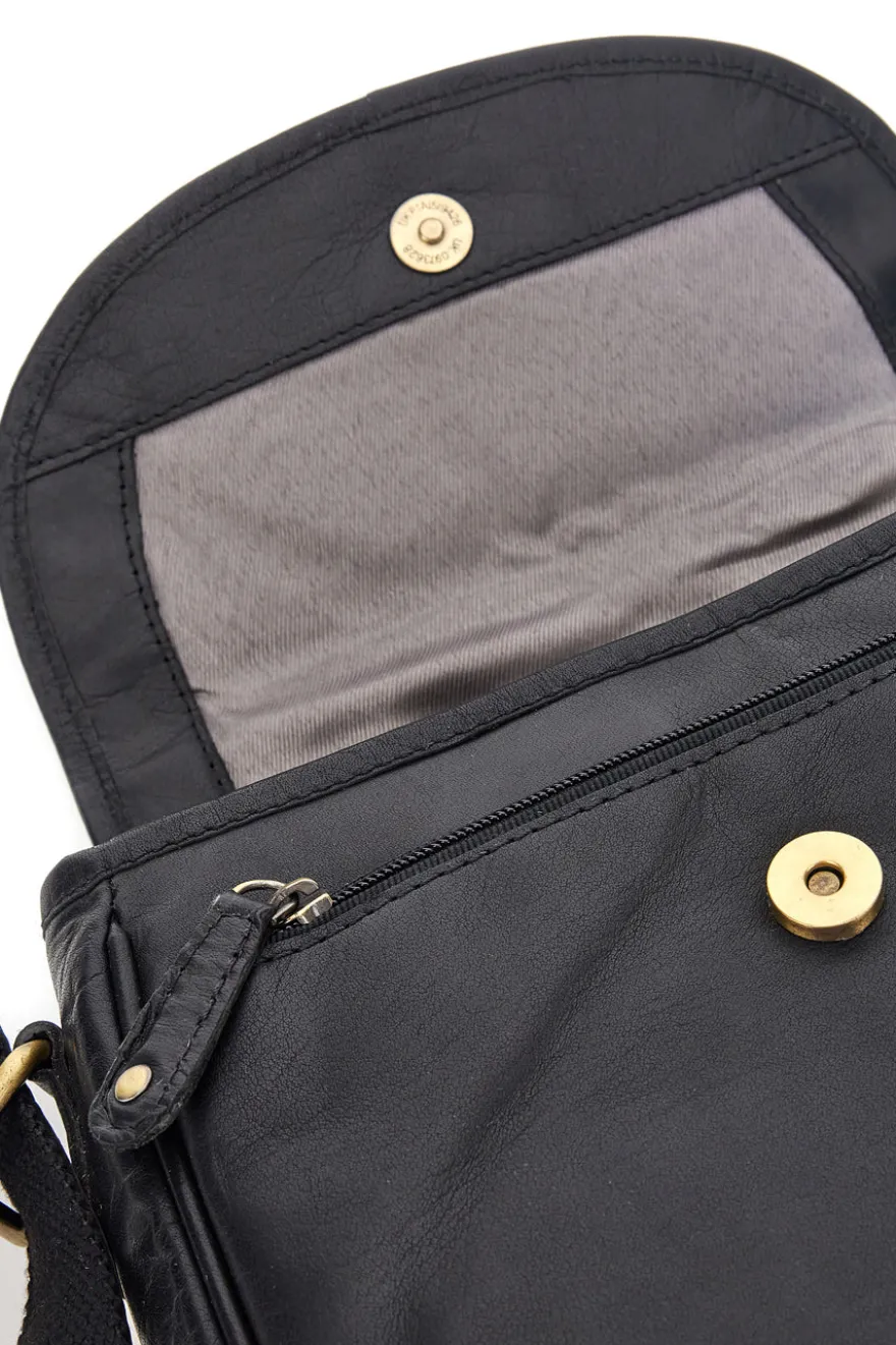 Borsa nera in vera pelle con patta Basile CLASS BA3542TI