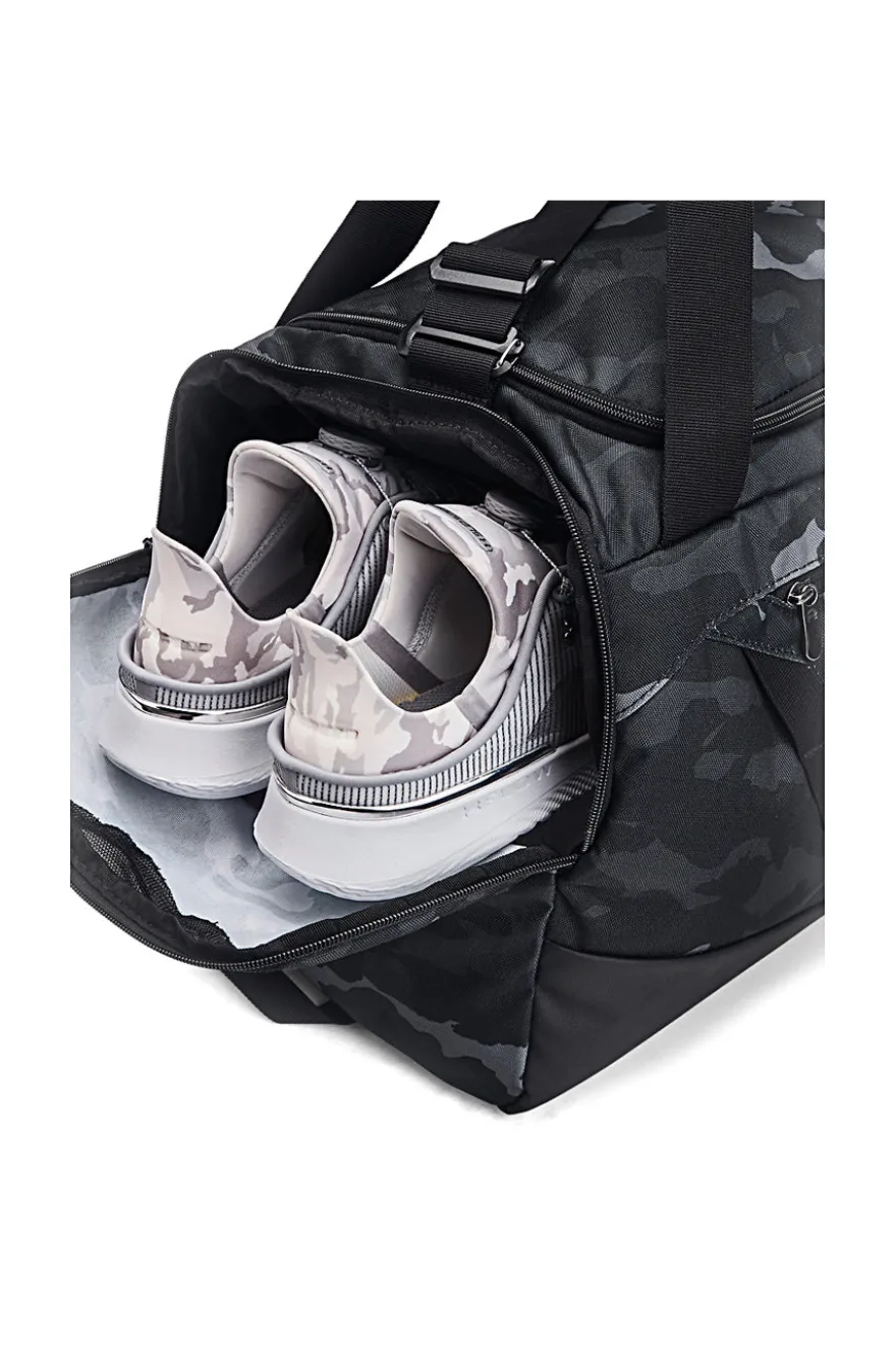 Borsone nero camouflage idrorepellente con scomparto ventilato Under armour Undeniable 5.0 Medium