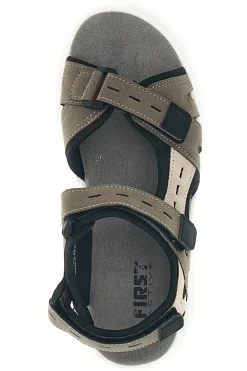 Braune Sandale mit Riemen Die erste aktive CN1