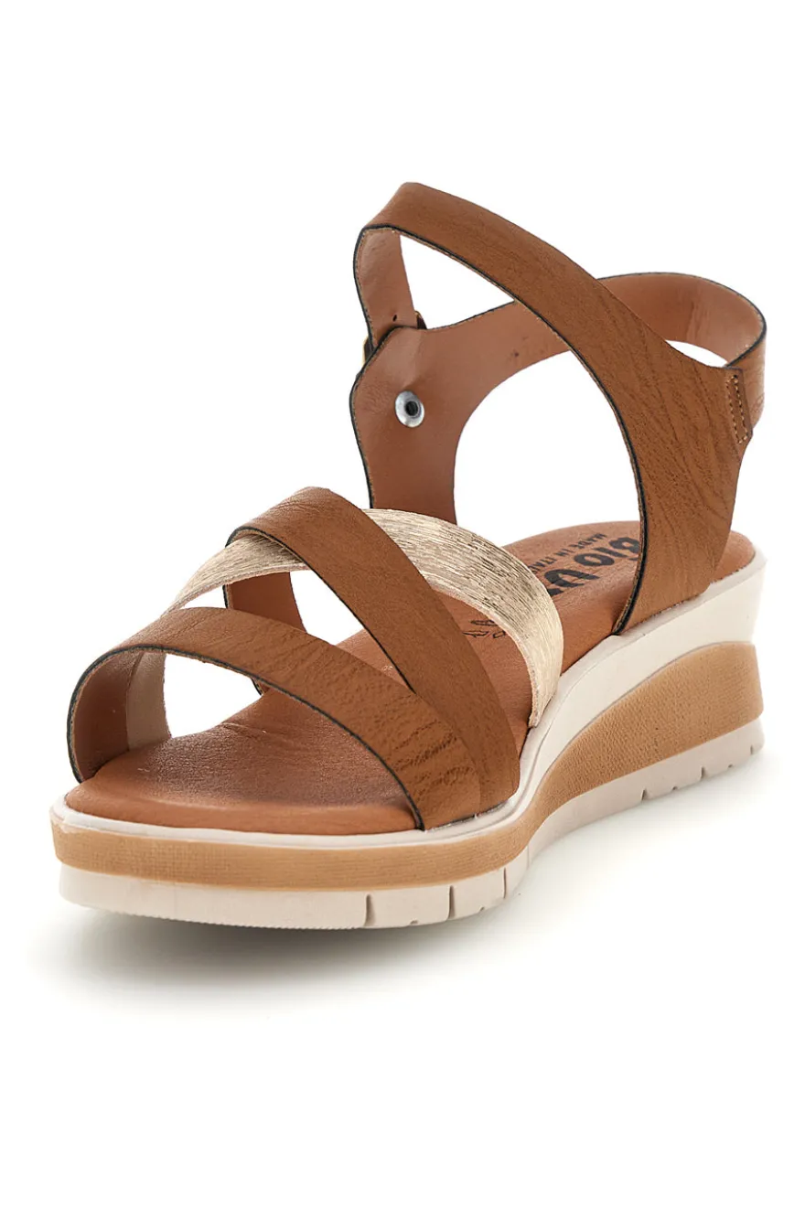 Braune Sandalen mit gekreuzten Riemen und Bio up 402 Keil