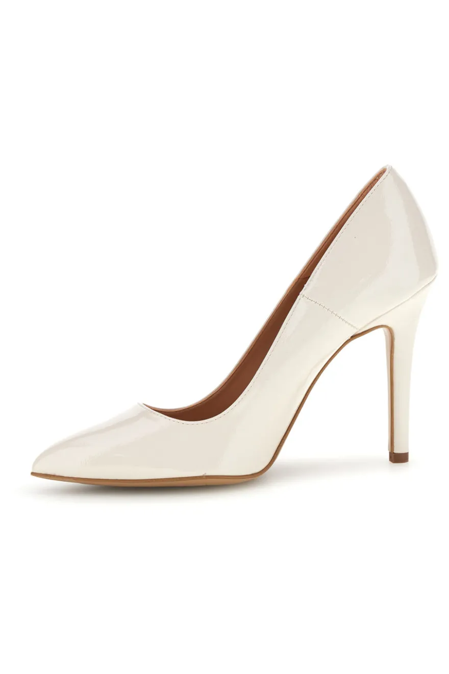 Butterfarbene Lackleder-Pumps Pittarello couture 3401