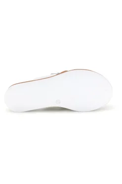 Ciabatta bianca con catena decorativa Prima riga M205
