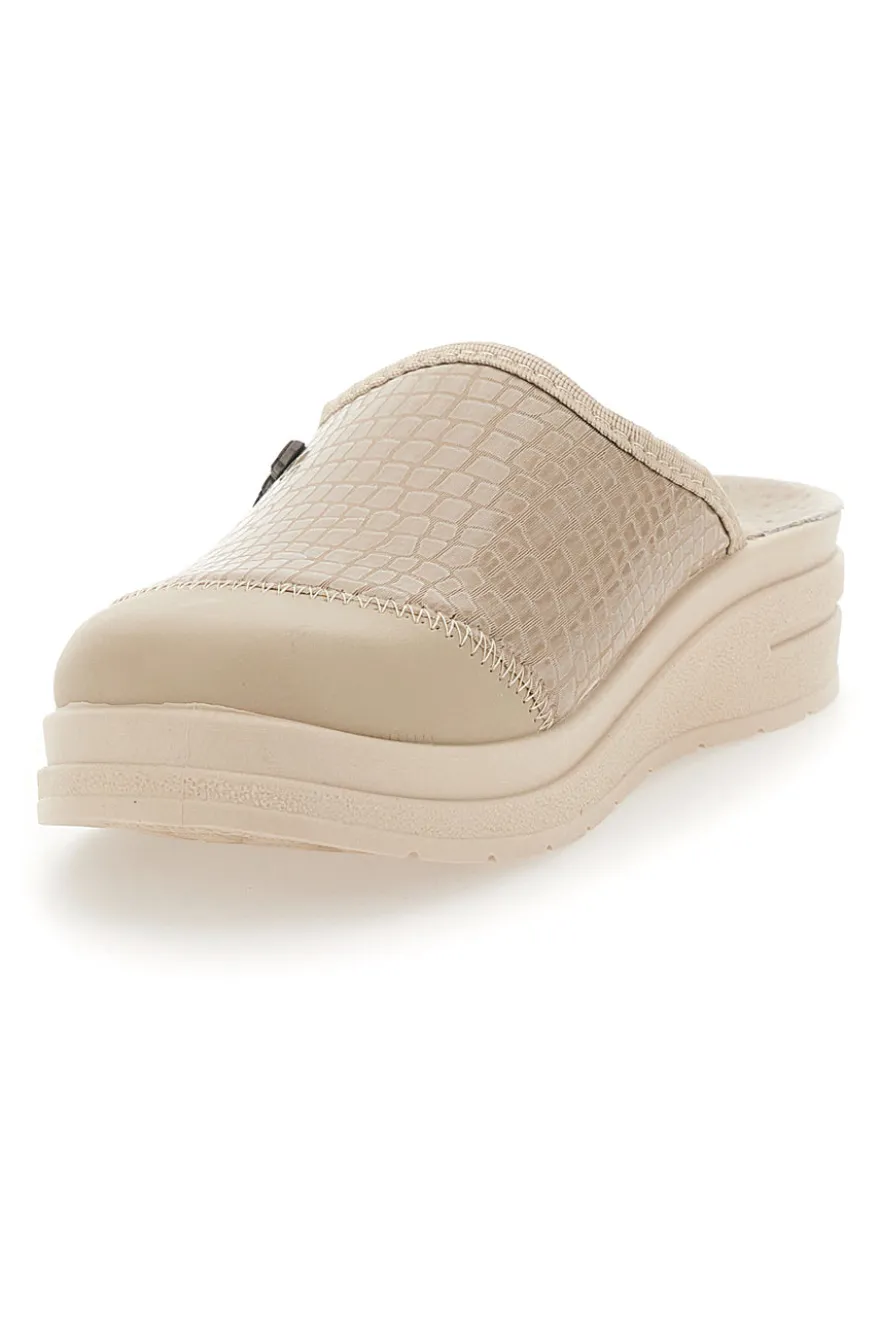 Ciabatte Beige con Tomaia in Pelle Effetto Lucido BIO UP 753