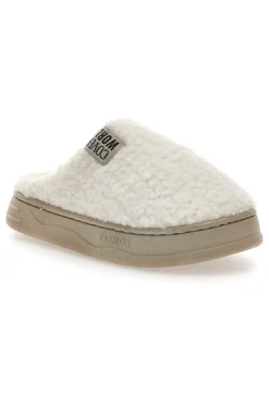 Ciabatte beige in tessuto teddy Coveri World 25847