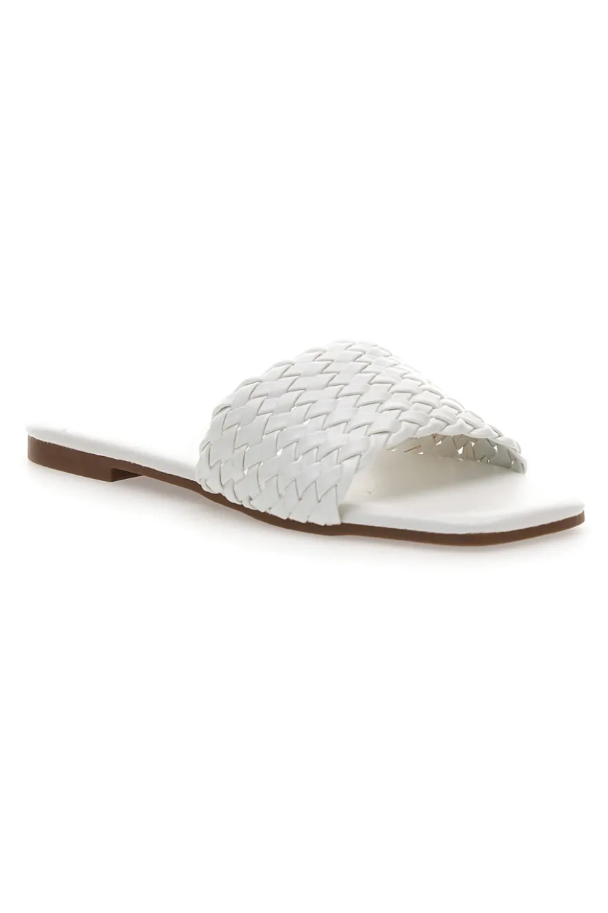 Ciabatte bianche con fascia intrecciata MON DIEU PRE5410