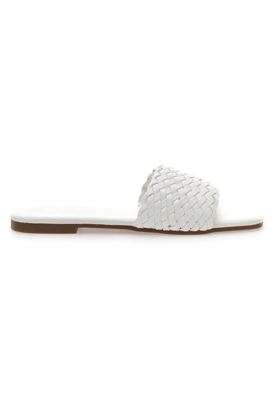 Ciabatte bianche con fascia intrecciata MON DIEU PRE5410
