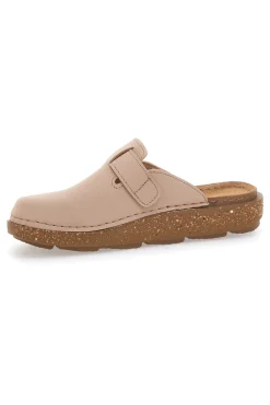 Ciabatte chiuse beige con fibbia regolabile Inblu 24EDA