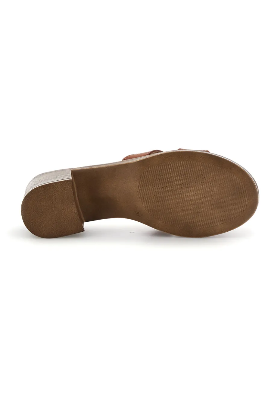 Ciabatte cuoio mules con fascia traforata e tacco effetto legno Made in Italy Plocadi 046525