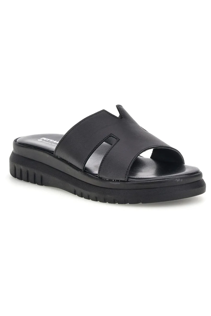 Ciabatte in pelle nero a fasce Pittarello 32811926