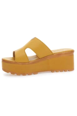 Ciabatte in vera pelle gialle PITTARELLO LOVE 3403101