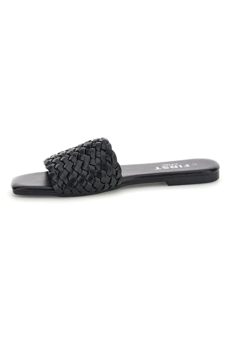 Ciabatte nere con fascia intrecciata The first chic PRE5410
