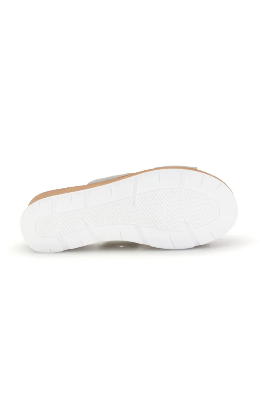 Ciabatte perla con zeppa e fascia larga Plocadi 11071242