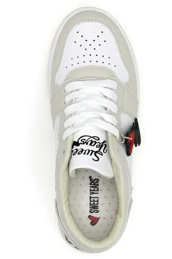 Cremefarbene Sneakers „Sweet Years 8580“.