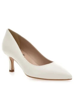 Décolleté color panna con tacco basso e punta affusolata Pittarello vera 6043