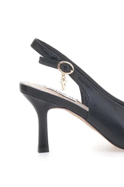 Décolleté Nere Con Cinturino e Tacco Ferre' F030