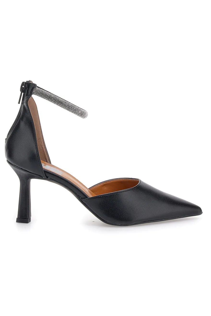 Décolleté nere con tacco a spillo e cinturino gioiello Pittarello love 63512