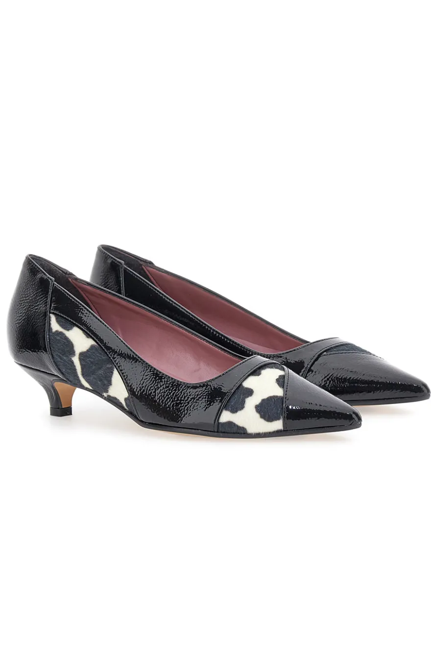 Décolleté nere in vernice con stampa animalier e tacco basso Pittarello Glam 63127