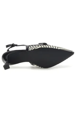 Décolleté Slingback nere con cinturino e tacco medio First lady P666