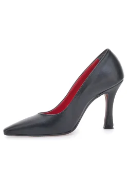 Dekolleté mit Pittarello 911 Heel Black