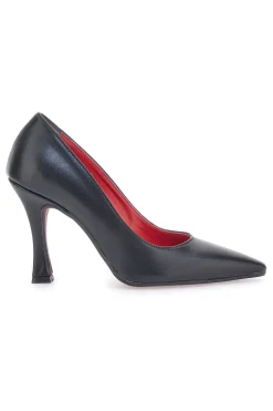 Dekolleté mit Pittarello 911 Heel Black