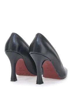 Dekolleté mit Pittarello 911 Heel Black
