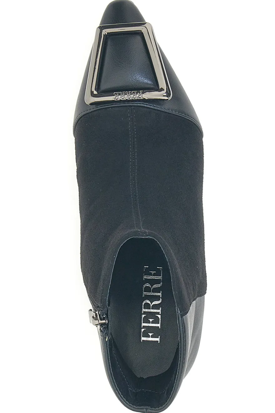 Ferre' F693C714 Schwarze Stiefeletten mit niedrigem Absatz und Schnalle