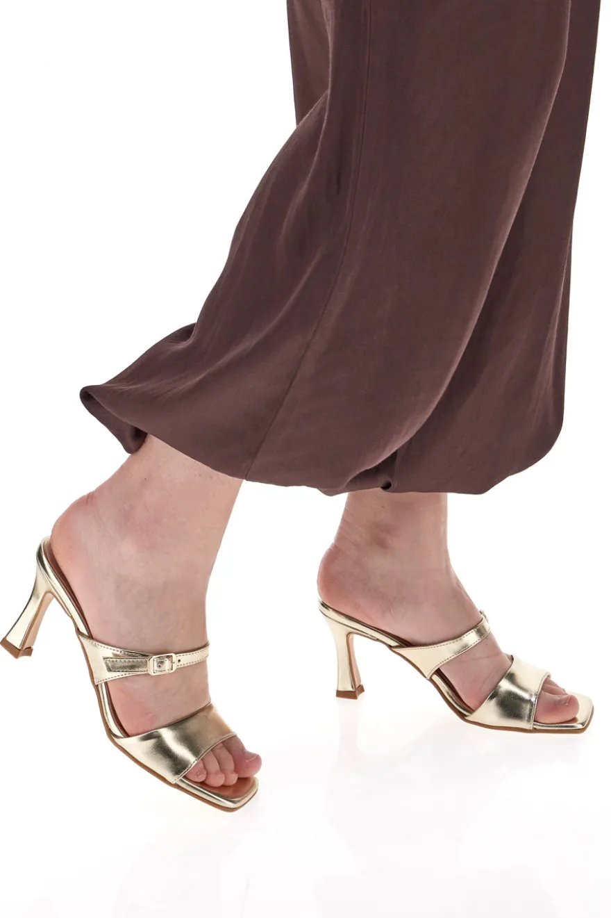 Goldene Mules-Sandalen mit Pittarello-Glam-Absatz 3631