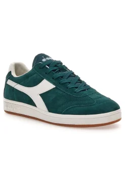 Grüne Wildleder-Sneaker mit seitlichem Diadora Kick-Logo