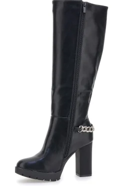 Hohe schwarze Stiefel mit dekorativer Kette THE FIRST H262534