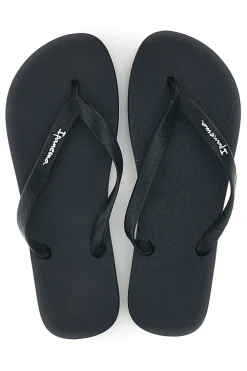 Infradito nere con suola rigata Ipanema IP83305