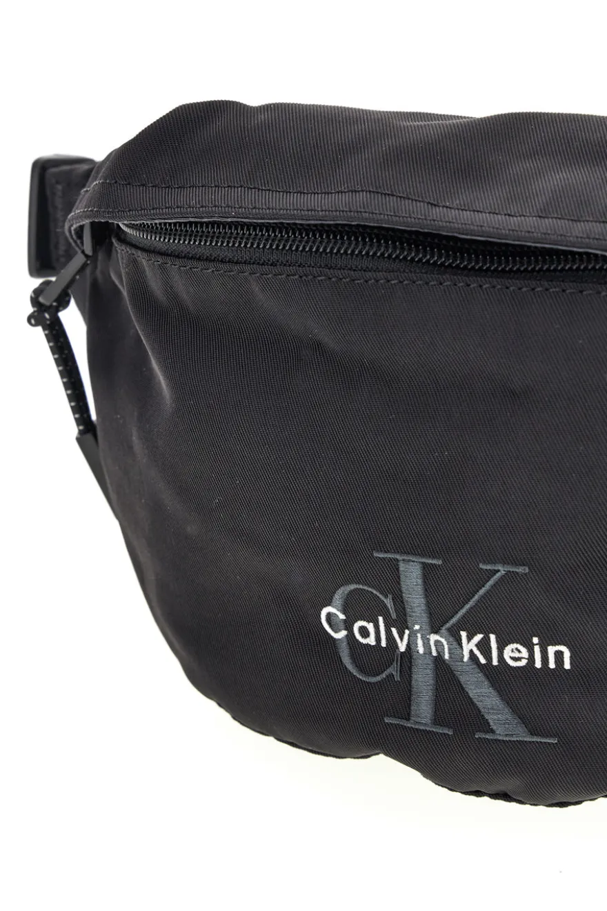 Marsupio Nero in Tessuto con Logo Calvin Klein CK3116