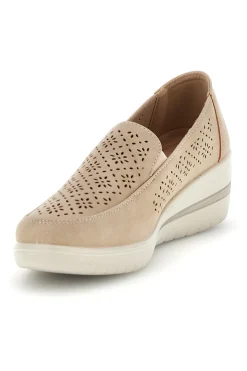 Mocassini beige traforati con zeppa Mio tempo MINA3173