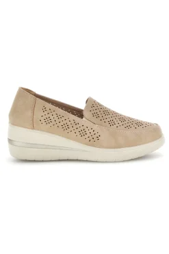 Mocassini beige traforati con zeppa Mio tempo MINA3173
