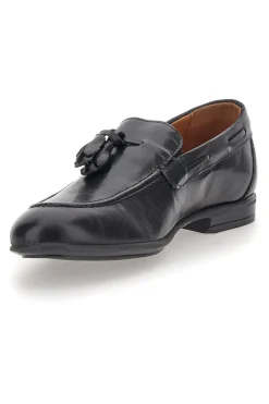 Mocassini neri in pelle con nappine Made in Italy Pittarello 071