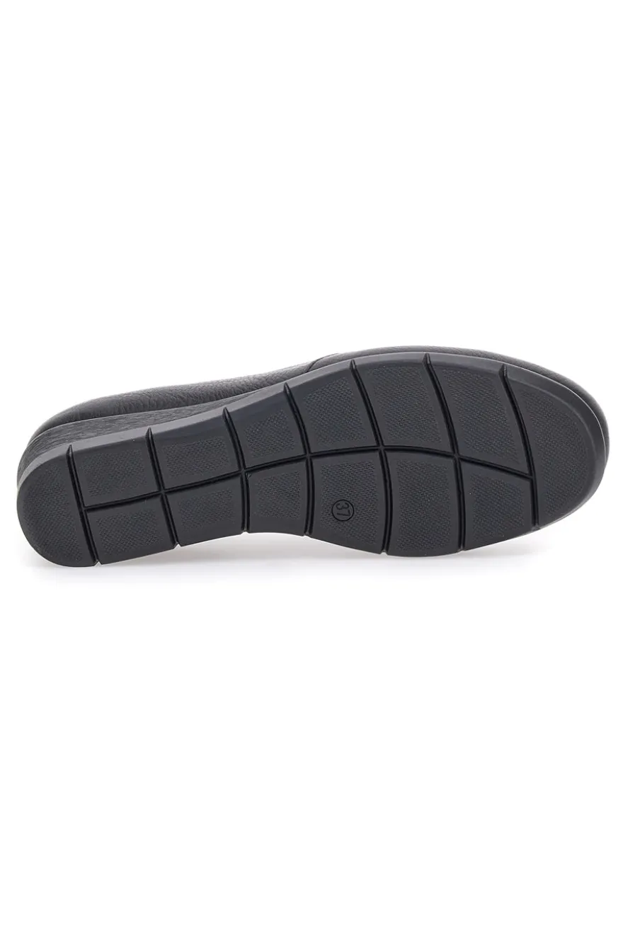 Mocassini neri in pelle con zeppa e memory foam Pittarello 11999